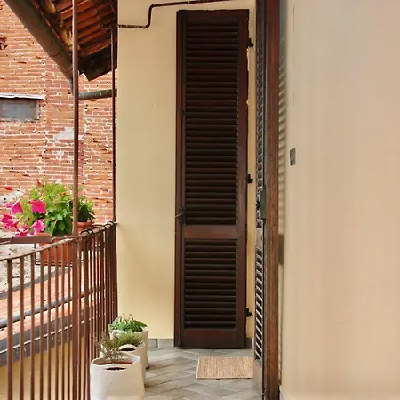 アパート Antico Loft Di Famiglia In Centro